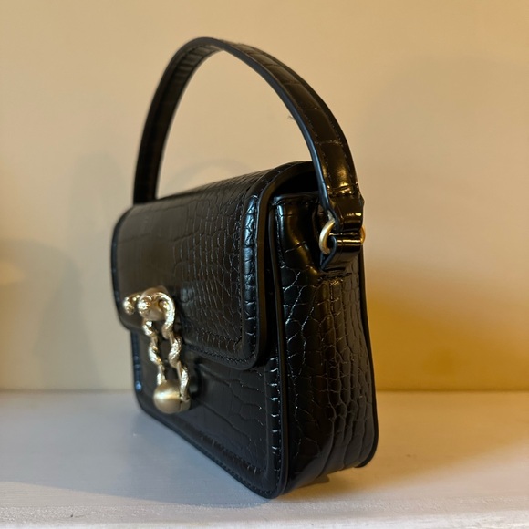 Zara Black & Gold “Croc Print” Mini Bag w/ Gold Snake Clasp - Picture 4 of 12